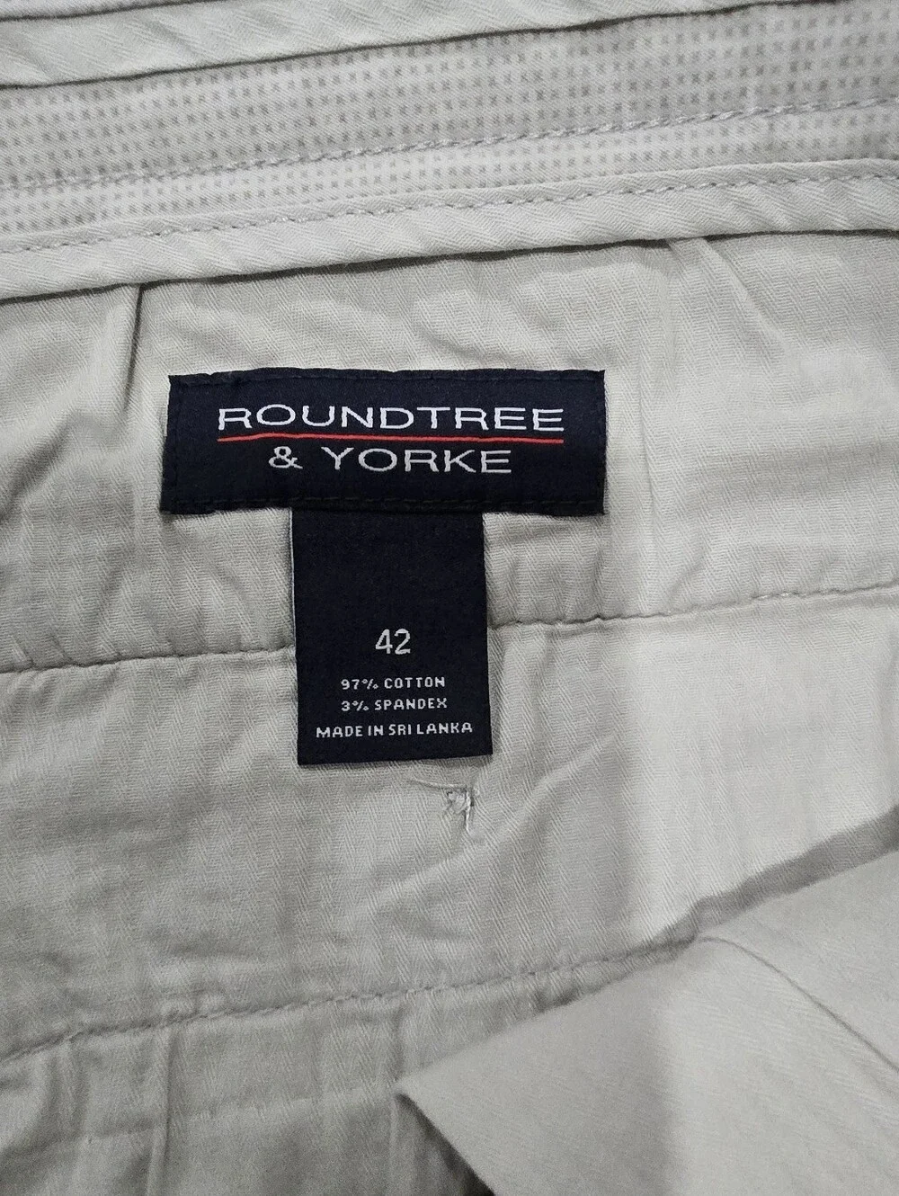 Roundtree & Yorke Men's Casual Chino Carry On Size 42 Shorts Light Gray